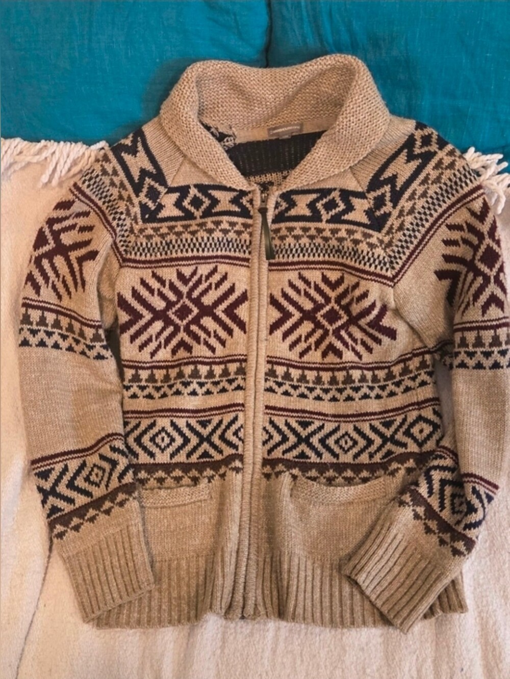 BUNDLE Four Women’s Size M Cardigans & Knit Sweaters